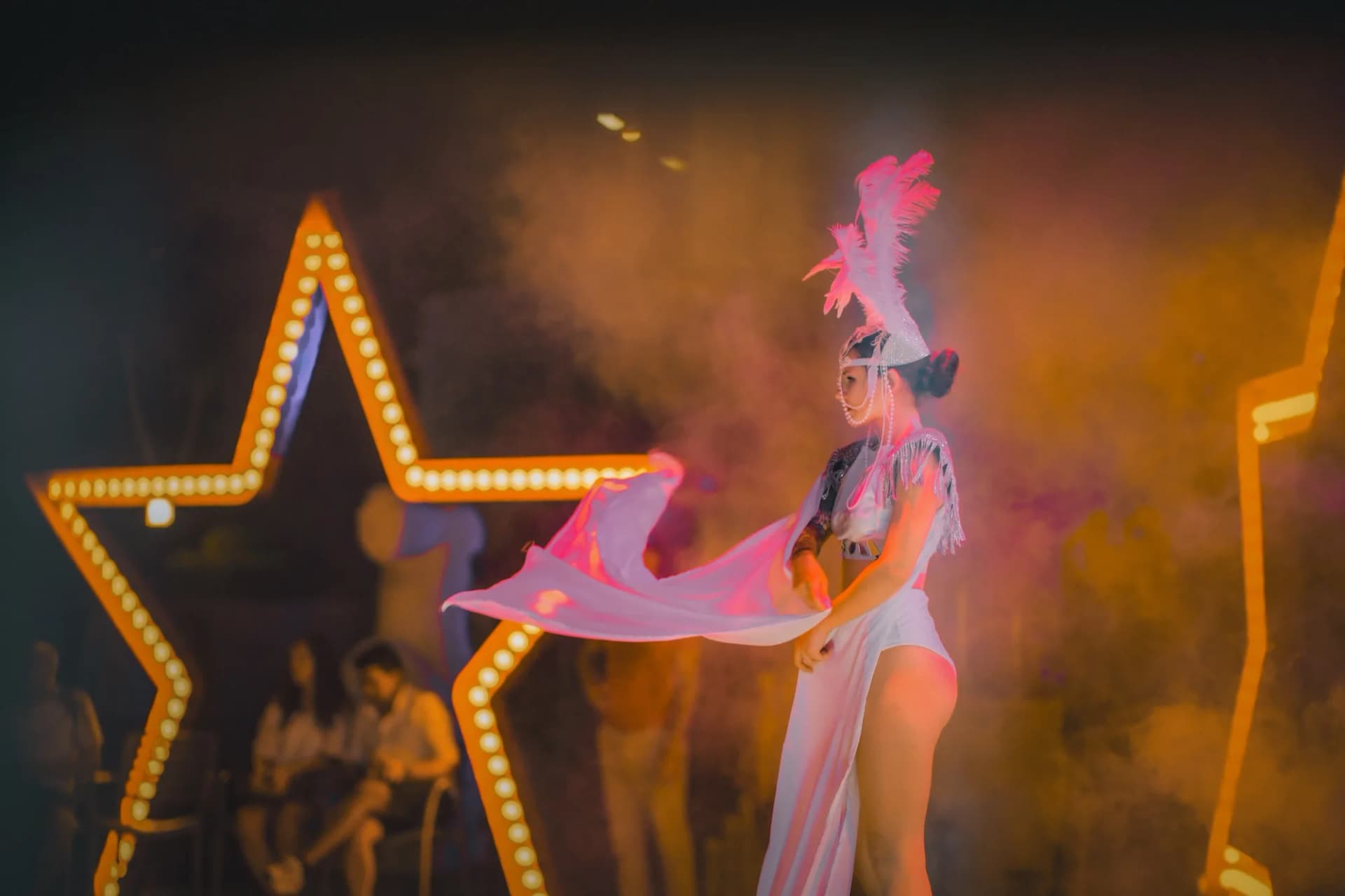 Hollywood Party — Blue Dreams Resort