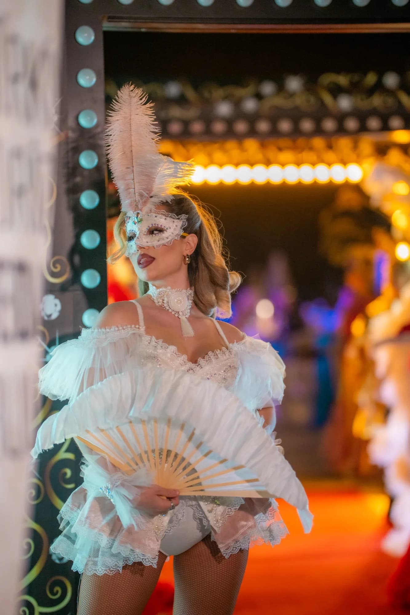 Masquerade Party — Selectum Collection